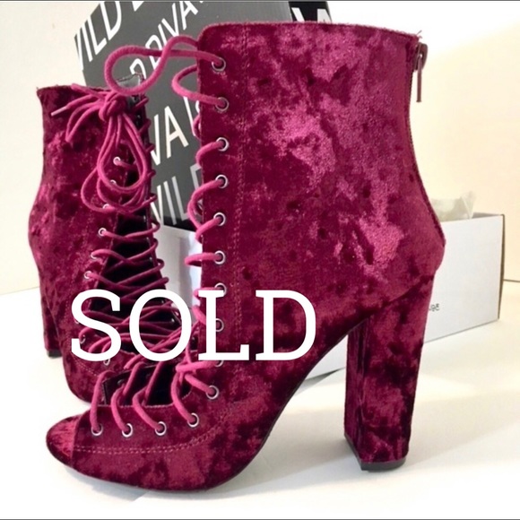 Wild Diva Shoes - 🍍LACE UP BOHO BOOTIES- Cranberry Velvet  size 7